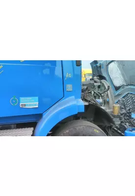 VOLVO VNM COWL