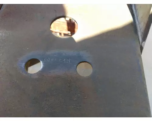VOLVO VNM CROSSMEMBER