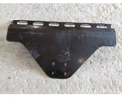 VOLVO VNM CROSSMEMBER