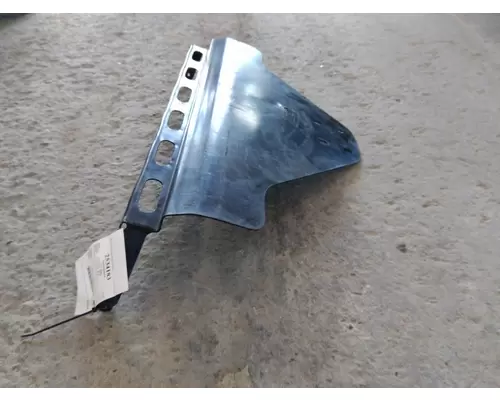 VOLVO VNM CROSSMEMBER