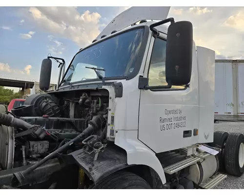 VOLVO VNM Cab Assembly