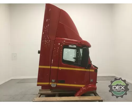 VOLVO VNM Cab