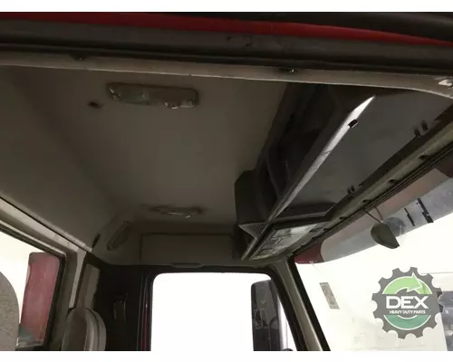 VOLVO VNM Cab