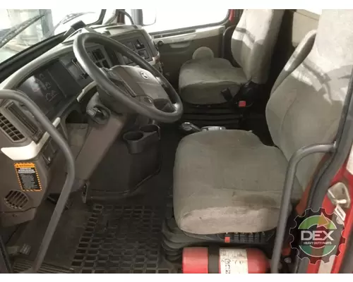 VOLVO VNM Cab