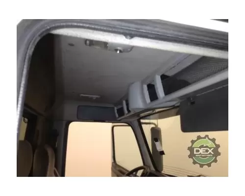 VOLVO VNM Cab