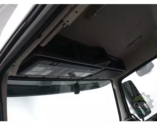 VOLVO VNM Cab