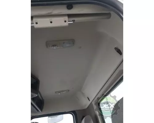 VOLVO VNM Cab
