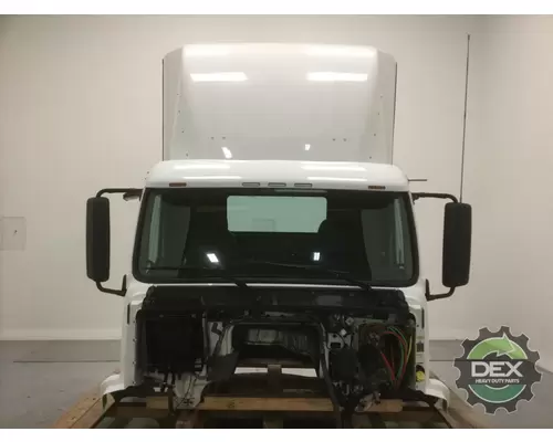 VOLVO VNM Cab