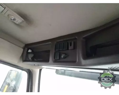 VOLVO VNM Cab