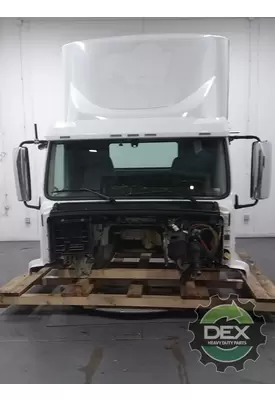 VOLVO VNM Cab