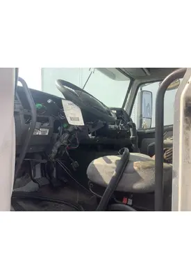 VOLVO VNM Cab