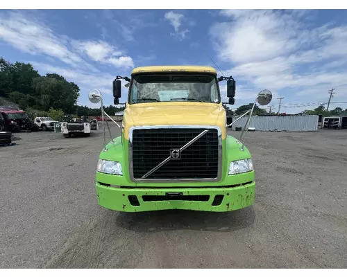 VOLVO VNM Complete Vehicle