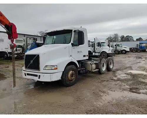 VOLVO VNM Complete Vehicle