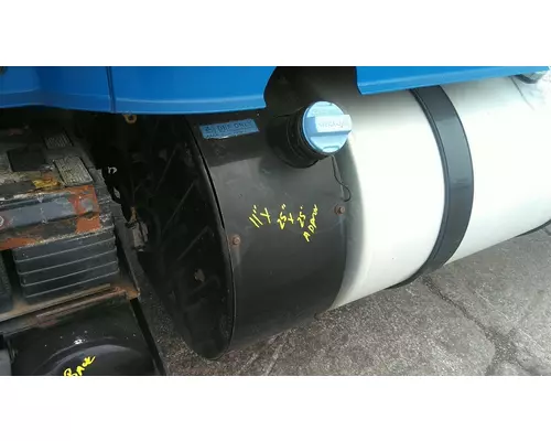 VOLVO VNM DEF TANK