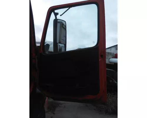 VOLVO VNM DOOR ASSEMBLY, FRONT