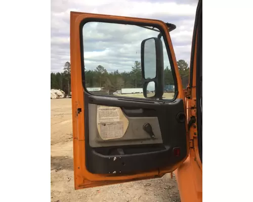 VOLVO VNM DOOR ASSEMBLY, FRONT