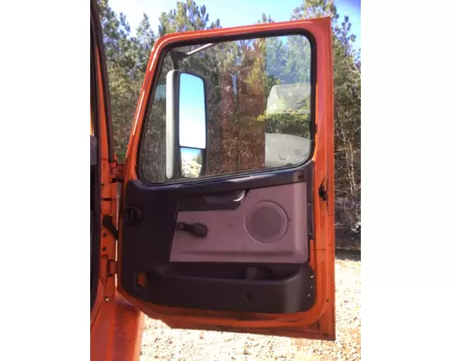 VOLVO VNM DOOR ASSEMBLY, FRONT