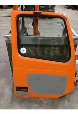 VOLVO VNM DOOR ASSEMBLY, FRONT