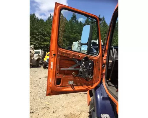 VOLVO VNM DOOR ASSEMBLY, FRONT