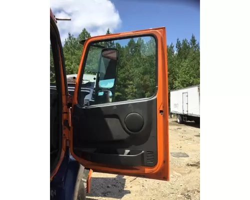 VOLVO VNM DOOR ASSEMBLY, FRONT