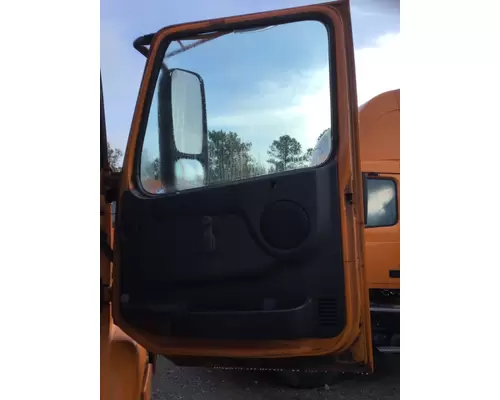 VOLVO VNM DOOR ASSEMBLY, FRONT