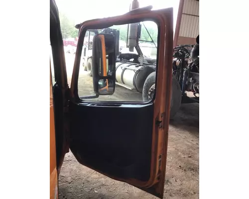 VOLVO VNM DOOR ASSEMBLY, FRONT