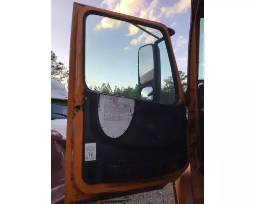 VOLVO VNM DOOR ASSEMBLY, FRONT