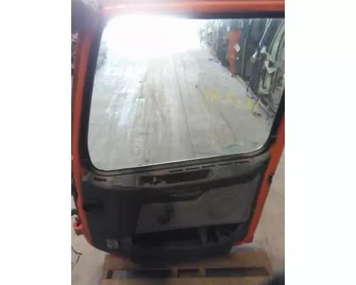 VOLVO VNM DOOR ASSEMBLY, FRONT