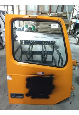 VOLVO VNM DOOR ASSEMBLY, FRONT