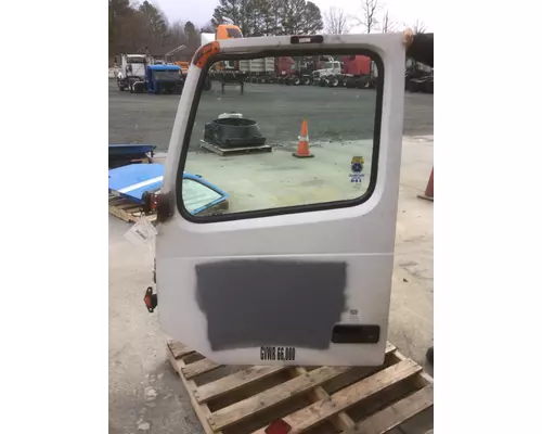 VOLVO VNM DOOR ASSEMBLY, FRONT