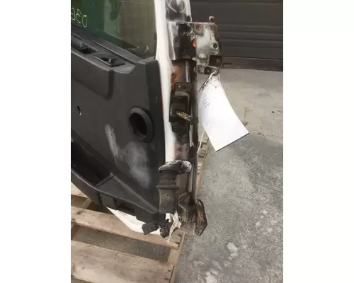 VOLVO VNM DOOR ASSEMBLY, FRONT