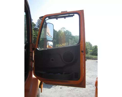 VOLVO VNM DOOR ASSEMBLY, FRONT