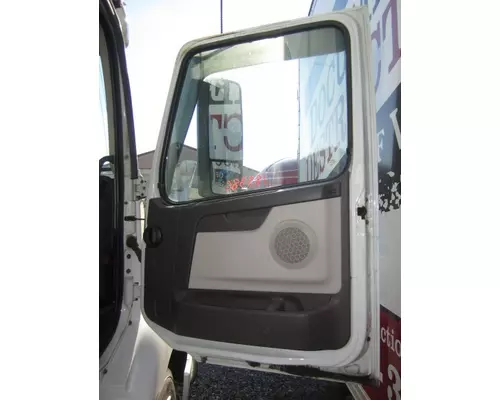 VOLVO VNM DOOR ASSEMBLY, FRONT