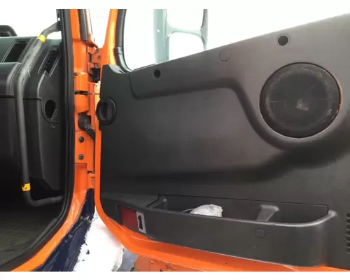 VOLVO VNM DOOR ASSEMBLY, FRONT