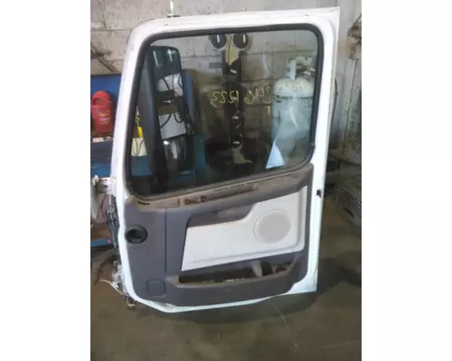 VOLVO VNM DOOR ASSEMBLY, FRONT