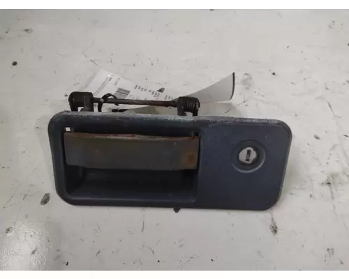 VOLVO VNM DOOR HANDLE