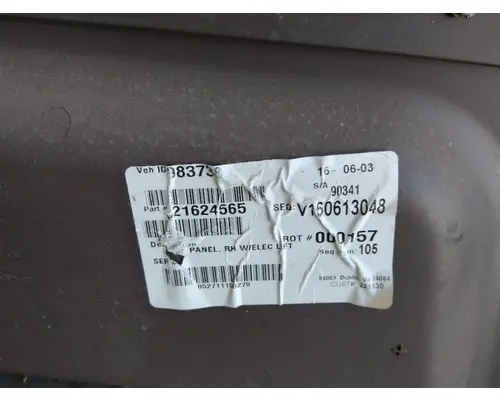 VOLVO VNM DOOR INTERIOR PANEL
