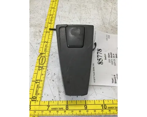 VOLVO VNM Dash  Console Switch