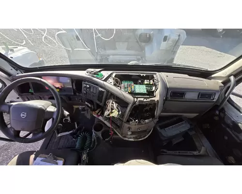 VOLVO VNM Dash Assembly