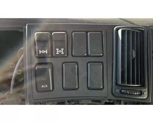 VOLVO VNM DashConsole Switch