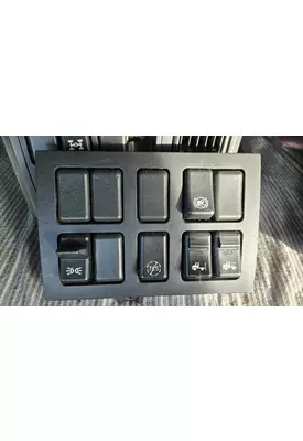 VOLVO VNM Dash/Console Switch