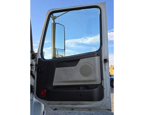 VOLVO VNM Door Assembly, Front