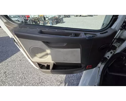 VOLVO VNM Door Assembly, Front