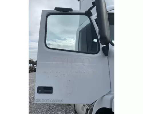 VOLVO VNM Door Assembly, Front