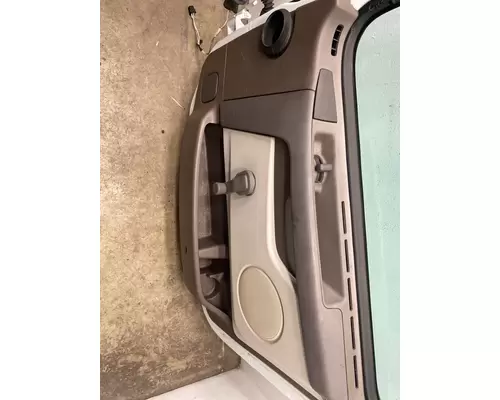 VOLVO VNM Door Assembly, Front
