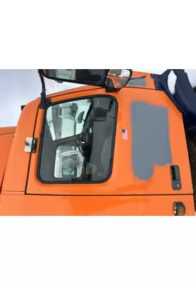 VOLVO VNM Door Assembly, Front