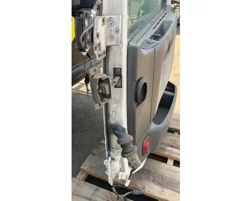 VOLVO VNM Door Assembly, Front