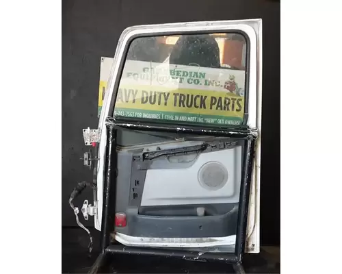 VOLVO VNM Door Assembly, Front