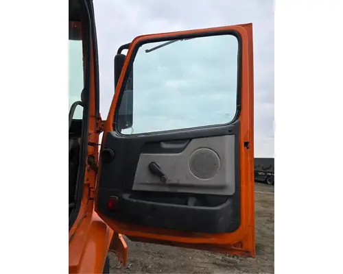 VOLVO VNM Door Assembly, Front