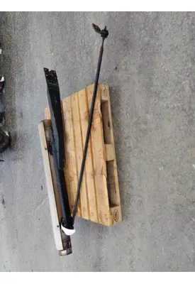 VOLVO VNM EXHAUST/MUFFLER BRACKET